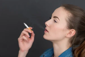 Rygning - Foto: Colourbox